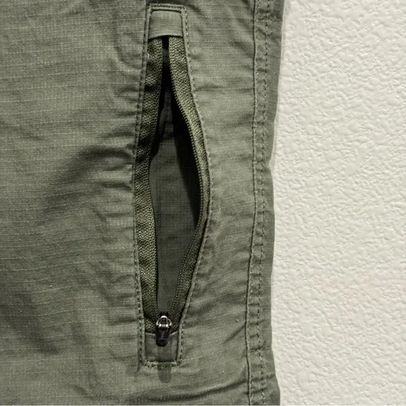 Vuori Cargo Pants Women Sz M Ripstop Army Green Mid Rise Slim Fit Gorp Core - Picture 8 of 15